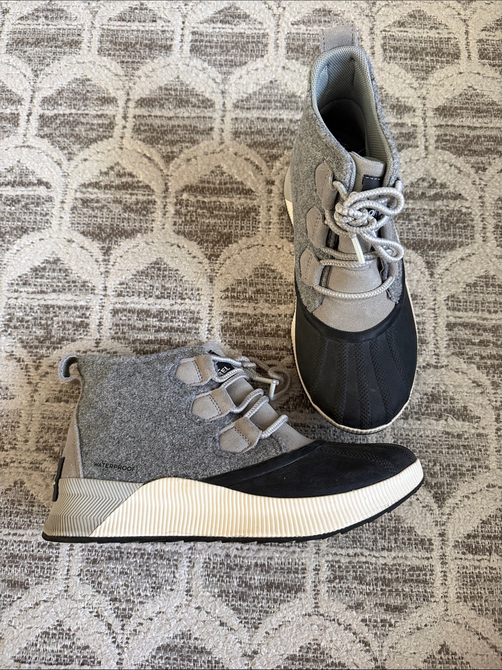 Women's Waterproof Winter Ankle Boot in Grey and Black